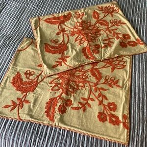 The Company Store standard shams (pair)